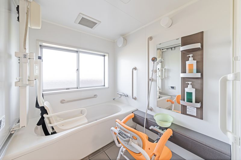Best Elderly Bathtub Installation Contractors in Elgin, IL